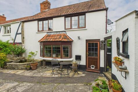 2 bedroom cottage for sale