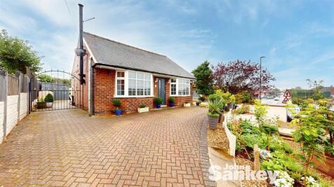 Eakring Road, Mansfield, NG18 3 bed detached bungalow for sale