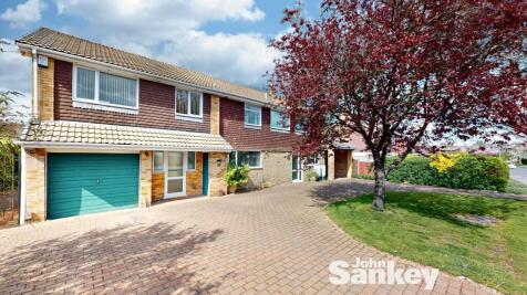 Chatsworth Drive, Mansfield, NG18 5 bed detached house for sale