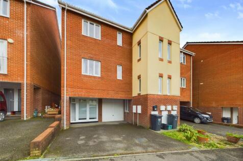 Barnstaple, Devon 2 bed flat for sale