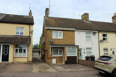 Hitchin Road, Stotfold, Hitchin, SG5 4 bed end of terrace house for sale