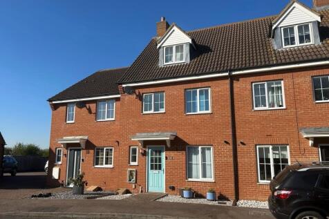 St Johns Road, Arlesey, SG15 4 bed terraced house for sale