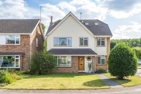 Eleanor Way, Warley, Brentwood 4 bed detached house for sale