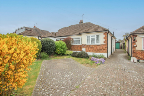 2 bedroom semi-detached bungalow for sale
