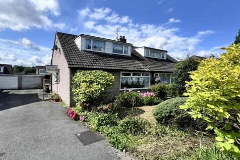 3 bedroom semi-detached bungalow for sale