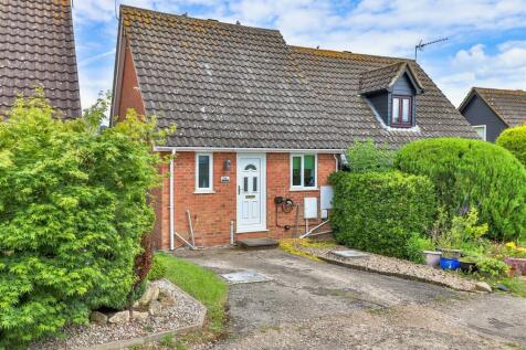 1 bedroom semi-detached house for sale