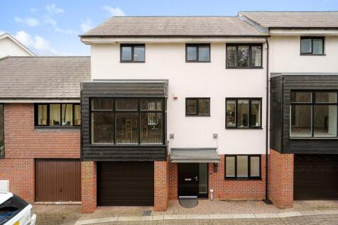Beadsman Crescent, Leybourne Chase... 4 bed townhouse for sale