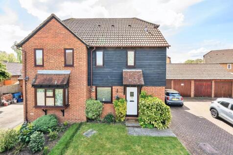 Coombe Close, Snodland 1 bed end of terrace house for sale