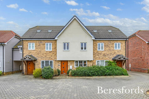 Blessen Meadow, Felsted, CM6 4 bed terraced house for sale