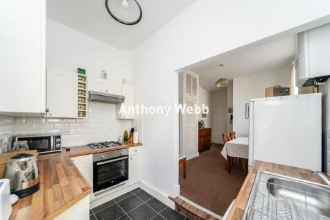 1 bedroom flat for sale