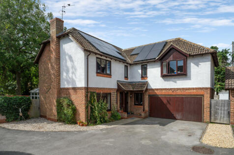 Limetrees, Chilton, OX11 5 bed detached house for sale