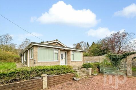 3 bedroom detached bungalow for sale