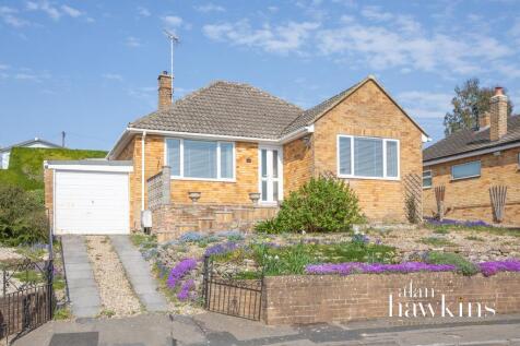 Miltons Way, Royal Wootton Bassett SN4 7 2 bed detached bungalow for sale