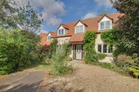 Dobson Walk, Wimblington 4 bed detached house for sale