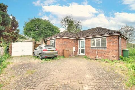 Pound Road, Chatteris 3 bed detached bungalow for sale