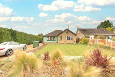 3 bedroom detached bungalow for sale