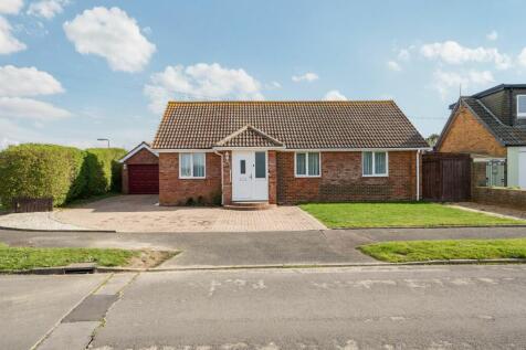 Chichester Way, Selsey, PO20 4 bed detached house for sale