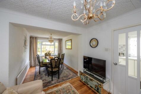 St. Albans Drive, Fulwood, Sheffield 3 bed semi
