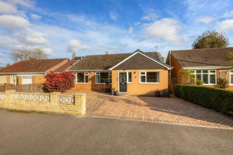 Moorcroft Road, Fulwood, Sheffield 3 bed detached bungalow for sale