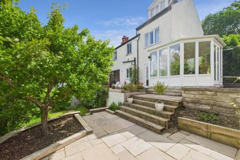 5 bedroom semi-detached house for sale