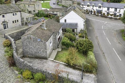 Foolow, Hope Valley 2 bed detached bungalow for sale