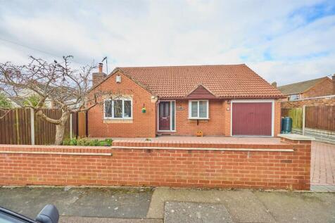 Hazel Way, Barwell, Leicester 2 bed detached bungalow for sale