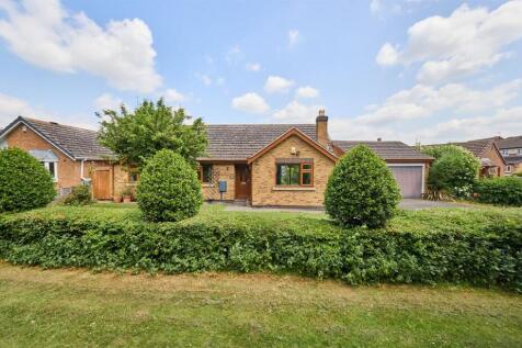 Mays Farm Drive, Stoney Stanton 3 bed detached bungalow for sale