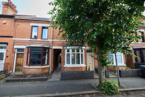 Highfields Road, Hinckley 3 bed terraced house for sale