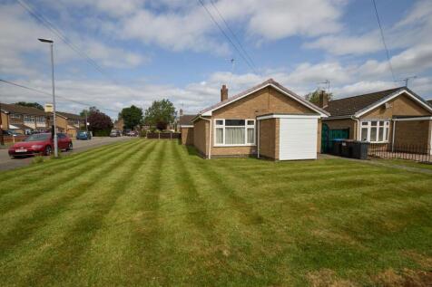 Moray Close, Hinckley 2 bed detached house for sale