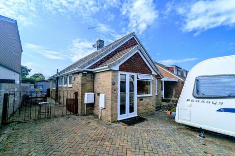 Carisbrooke Road, Gosport, Hampshire... 3 bed bungalow for sale