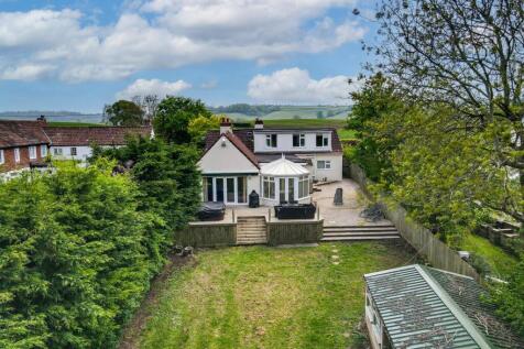 5 bedroom house for sale