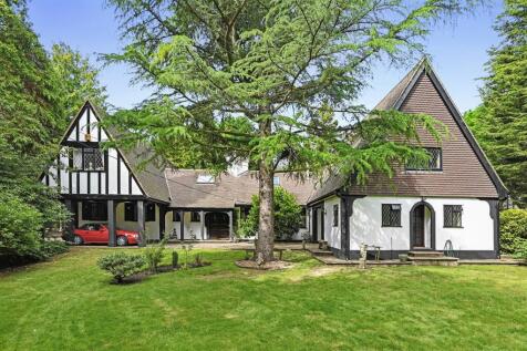 * SIGNATURE HOMES * Frog Street... 4 bed detached house for sale
