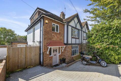 4 bedroom semi-detached house for sale