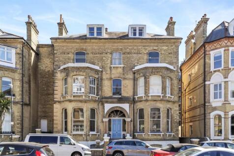 Second Avenue, Hove 2 bed maisonette for sale