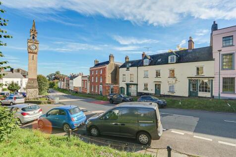 Annex & 2 Level Large Workshop, High... 5 bed semi