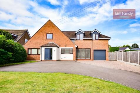 Walsall Road, Lichfield, WS13 4 bed detached house for sale