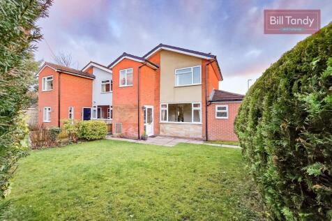 The Paddock, Lichfield, WS14 3 bed detached house for sale