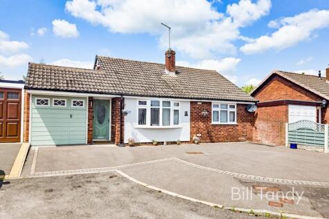 Ferndale Road, Lichfield, WS13 2 bed bungalow for sale