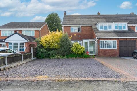 3 bedroom semi-detached house for sale