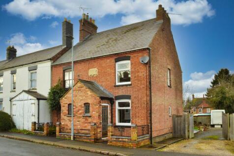 2 bedroom semi-detached house for sale