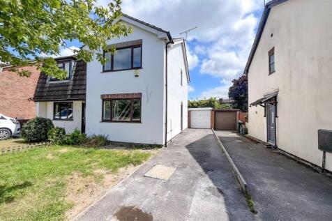 2 bedroom semi-detached house for sale