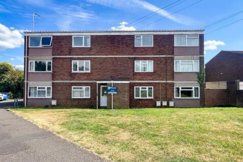 Fir Tree Close, Patchway, Bristol... 2 bed apartment for sale
