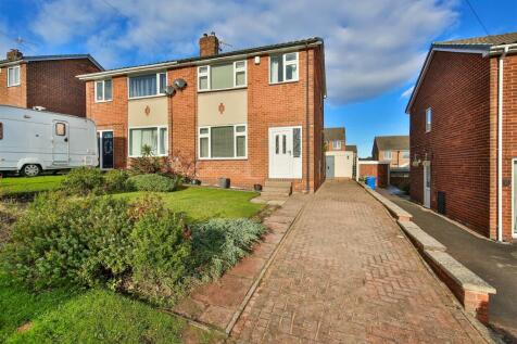 Glenfield Crescent, Chesterfield 3 bed semi