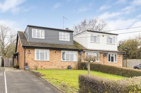 Stortford Road, Clavering CB11 4 bed chalet for sale
