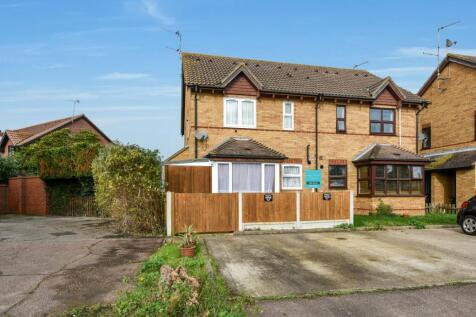 Sunbury Court, North Shoebury... 1 bed end of terrace house for sale