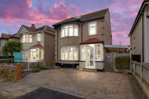 Cranley Gardens, Desirable Thorpedene... 4 bed detached house for sale