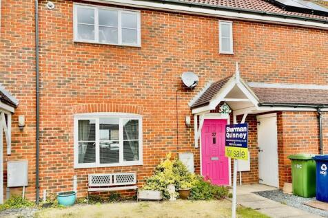1 bedroom ground floor flat for sale