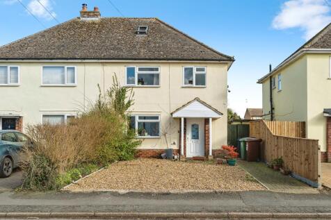 4 bedroom semi-detached house for sale