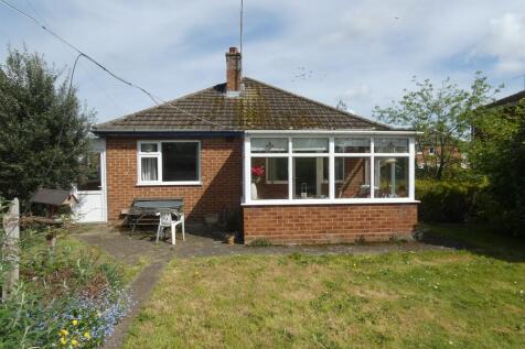 3 bedroom detached bungalow for sale