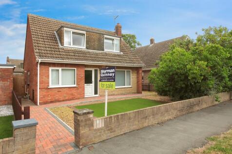 3 bedroom chalet for sale